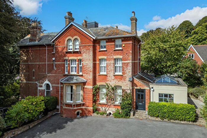 6 Bedroom Semi-Detached House For Sale In St. Andrews Road, Bridport, DT6