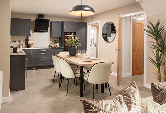 4 Bedroom Detached House For Sale In Tillet Way, Norwich, Norfolk, NR13
