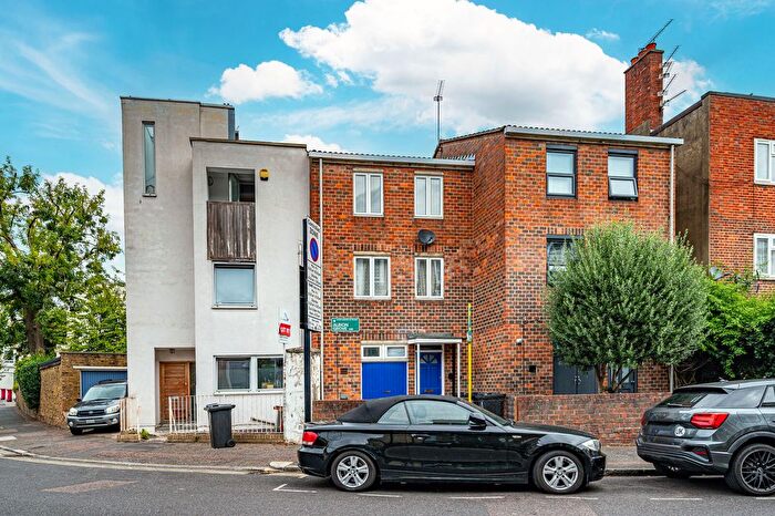 4 Bedroom Terraced House For Sale In Newington Green, Stoke Newington, London, N16
