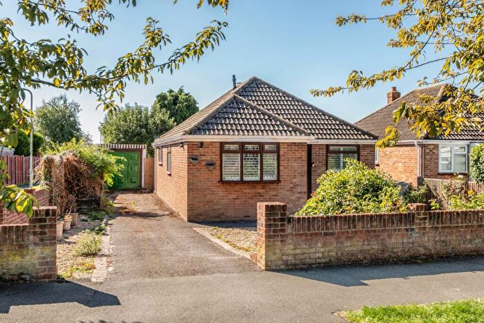 4 Bedroom Detached Bungalow For Sale In Sunnymead Drive, Waterlooville, PO7
