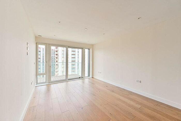 2 Bedroom Flat For Sale In Norton House, Woolwich, London, SE18