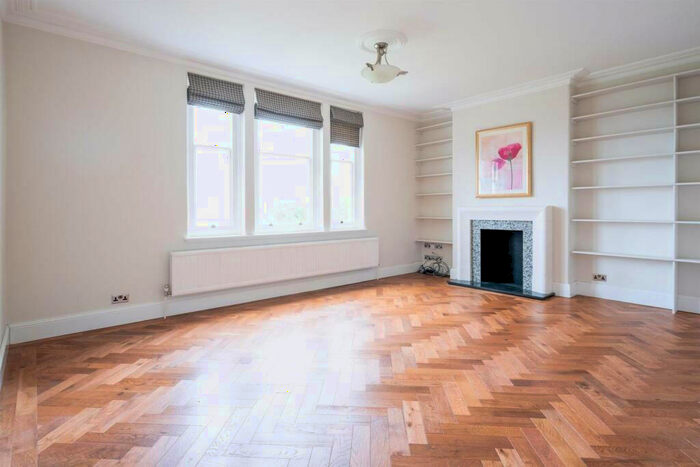 3 Bedroom Flat To Rent In Shroton Street, London, NW1