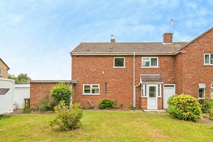 3 Bedroom Semi-Detached House For Sale In Boadicea Way, Colchester, CO2
