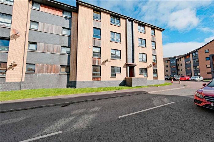 2 Bedroom Apartment To Rent In Arcadia Place, Glasgow, G40