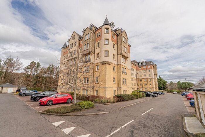 2 Bedroom Flat To Rent In Eagles View, Livingston, West Lothian, EH54