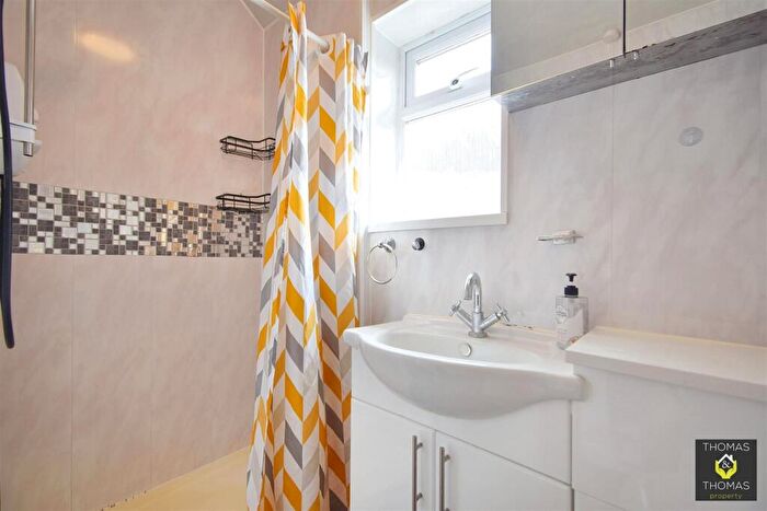 2 Bedroom Semi-Detached Bungalow For Sale In Oxstalls Drive, Longlevens, Gloucester, GL2