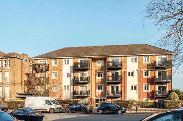 1 Bedroom Flat For Sale In Marshall Court, Anerley Park, London, SE20