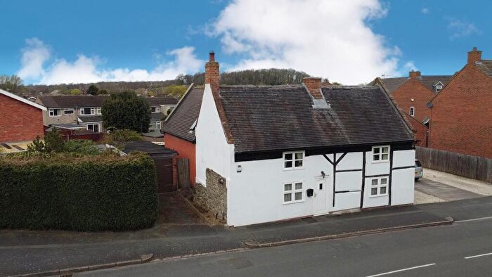 4 Bedroom House For Sale In Thorpe Acre Road, Loughborough, LE11