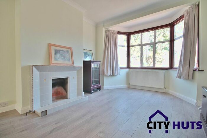 3 Bedroom Terraced House To Rent In Alston Road, London, N18