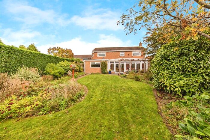 4 Bedroom Detached House For Sale In Dunnocksfold Road, Stoke-On-Trent, Staffordshire, ST7