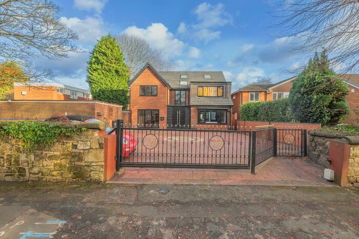 5 Bedroom Detached House To Rent In Westfield Road, Edgbaston, Birmingham, B15