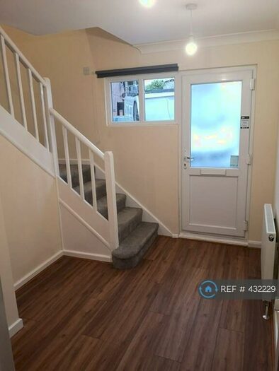 5 Bedroom Terraced House To Rent In Hall Road, Chadwell Heath, Romford, RM6