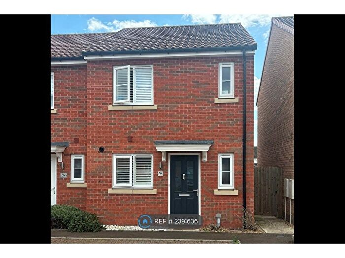 2 Bedroom Semi-Detached House To Rent In The Circle, Ipswich, IP6