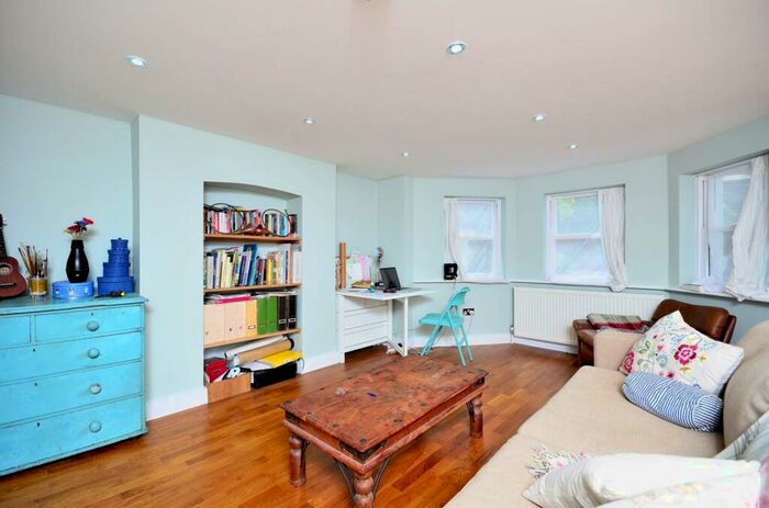 1 Bedroom Flat To Rent In Mildenhall Road, Clapton, London, E5