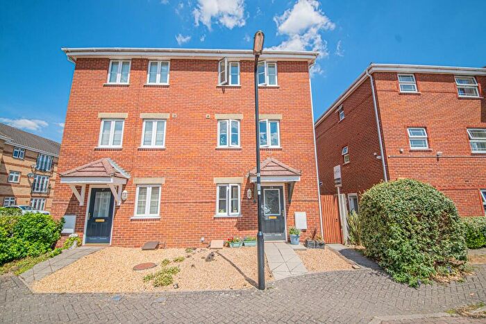 3 Bedroom Semi-Detached House For Sale In Sopwith Road, Eastleigh, SO50