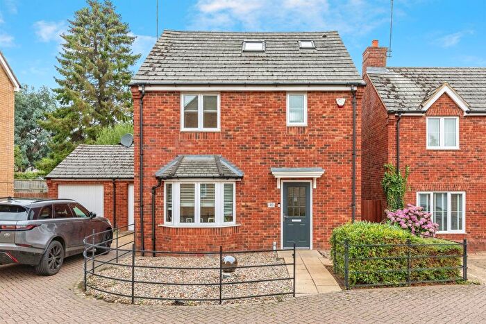 4 Bedroom Detached House For Sale In Chestnut Close, Milton Malsor, Northampton, NN7