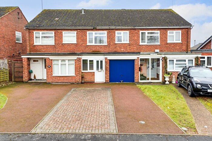 3 Bedroom Terraced House For Sale In Deeble Road, Kettering, NN15