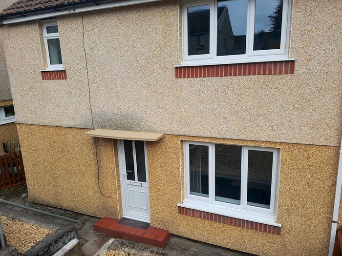 3 Bedroom Semi-Detached House To Rent In Attlee Road, Blackwood, NP12