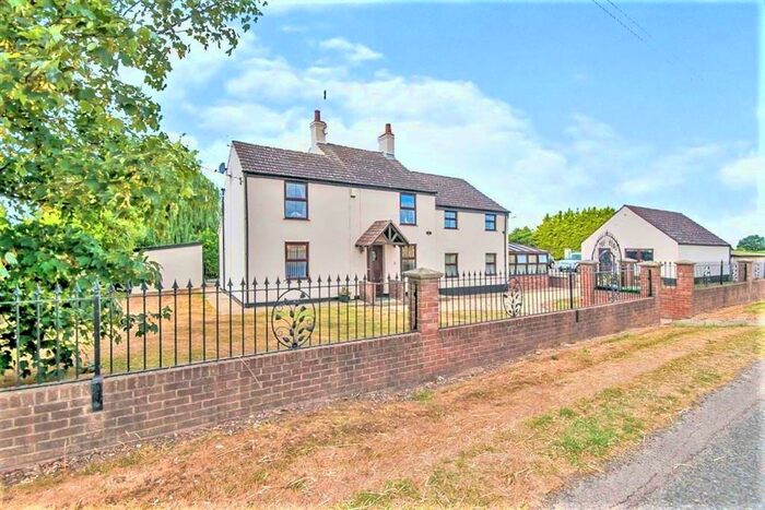 4 Bedroom Detached House To Rent In Mill Road, Walpole Highway, Wisbech, PE14