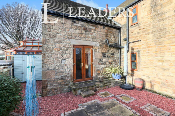 1 Bedroom Cottage To Rent In Littleworth Lane, Monk Bretton, S71