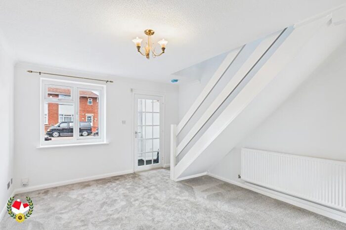 2 Bedroom End Of Terrace House To Rent In Sisson Road, Longlevens, Gloucester, GL2