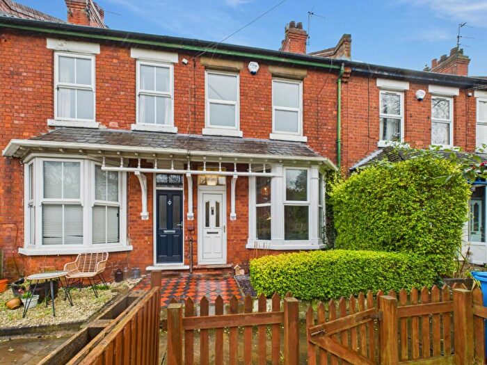 3 Bedroom Semi Detached House For Sale In Victoria Square, Ella Street, Hull, HU5
