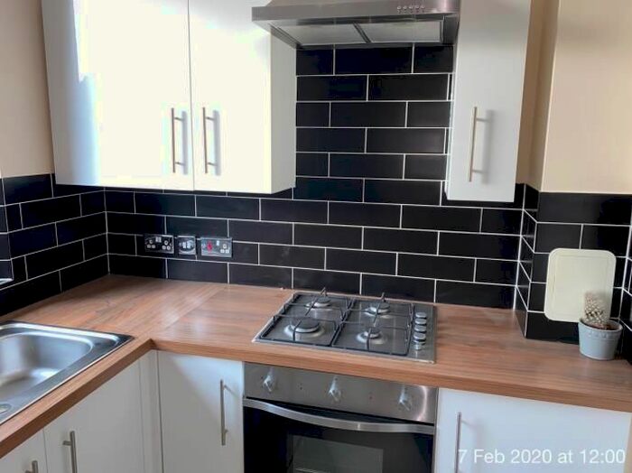 2 Bedroom Flat To Rent In Cassels Street, Carluke ML8