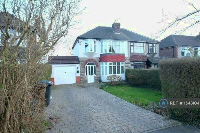 3 Bedroom Semi-Detached House To Rent In Norton Park Road, Sheffield, S8