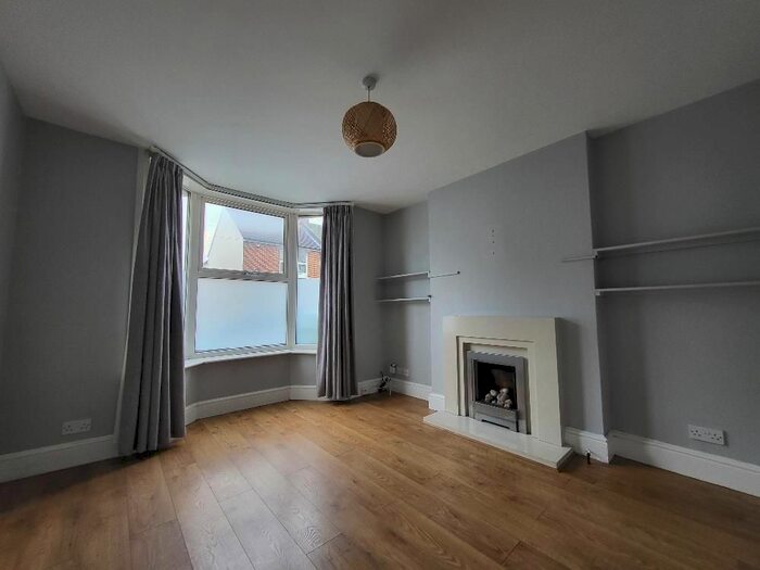 2 Bedroom Terraced House To Rent In Kent Avenue, Ashford, TN24