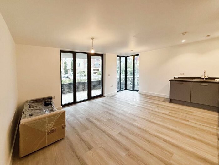 1 Bedroom Flat To Rent In Farnborough Road, Farnborough, GU14