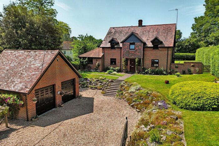 5 Bedroom Detached House For Sale In Pentridge, SP5