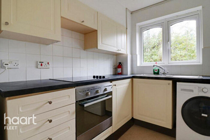 1 Bedroom Apartment To Rent In Minley Grove, Fleet, GU51