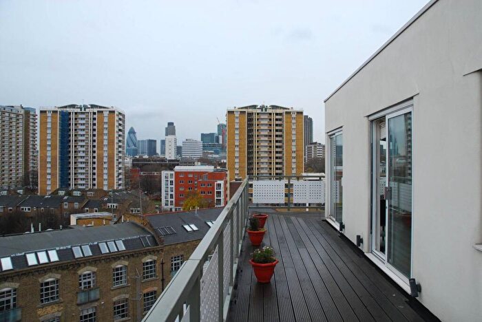 2 Bedroom Flat To Rent In Dingley Road, Islington, London, EC1V