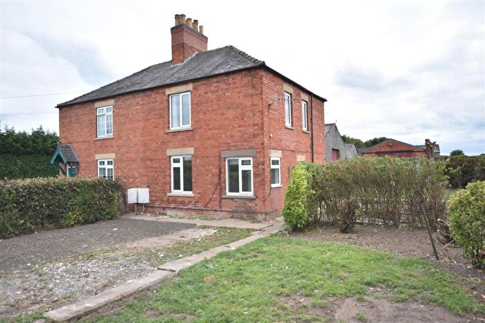 3 Bedroom Semi-Detached House For Sale In Honey Lane, Thorpe, Newark, NG23