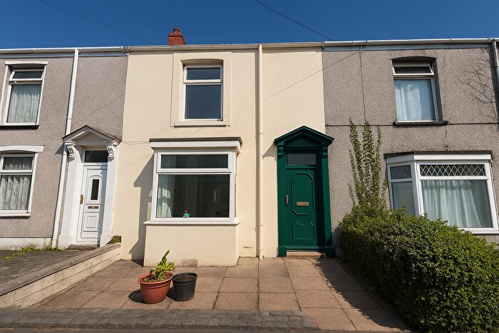 3 Bedroom Terraced House To Rent In George Street, Swansea, SA1