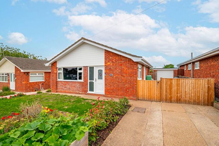 3 Bedroom Detached Bungalow For Sale In Fritton Close, Ormesby, NR29