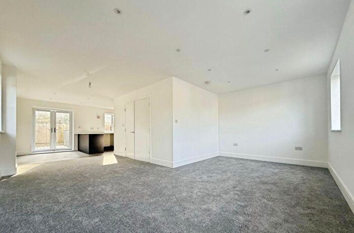 4 Bedroom Property To Rent In Tockholes Road, Darwen, BB3