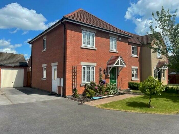 4 Bedroom Detached House To Rent In Merlin Court, Sutton In Ashfield, NG17