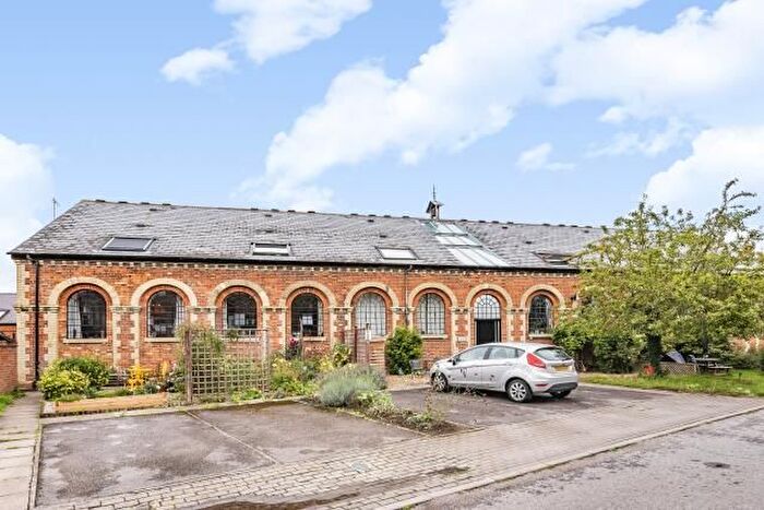1 Bedroom Flat For Sale In St. Rualds Close, Wallingford, OX10