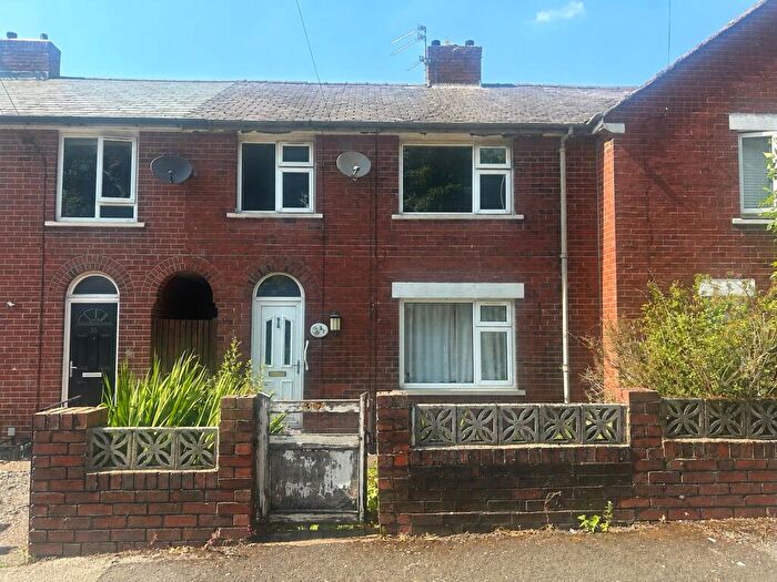 3 Bedroom Terraced House For Sale In Kipling Road, Oldham, Greater Manchester, OL1