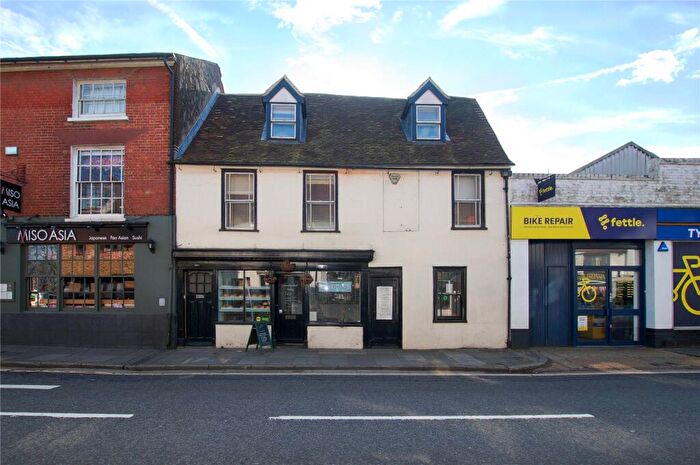 2 Bedroom Maisonette To Rent In St. Pancras, Chichester, West Sussex, PO19