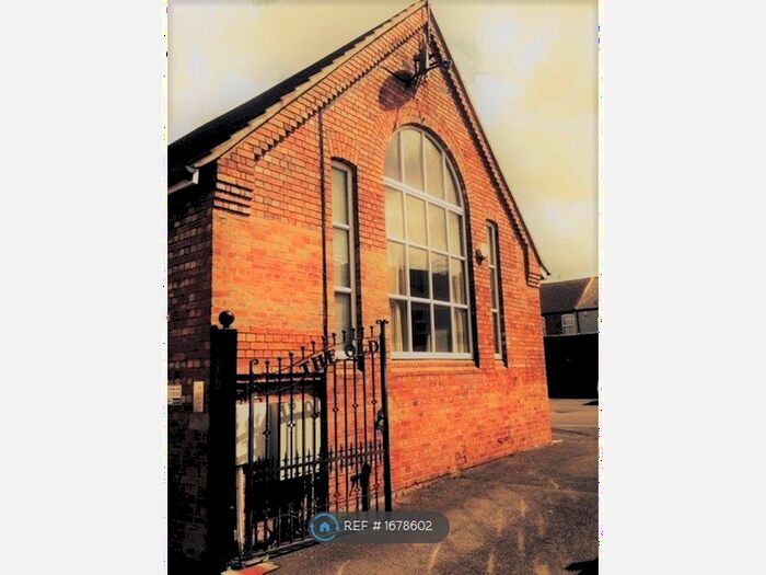 2 Bedroom End Of Terrace House To Rent In The Old School, Lincoln, LN5