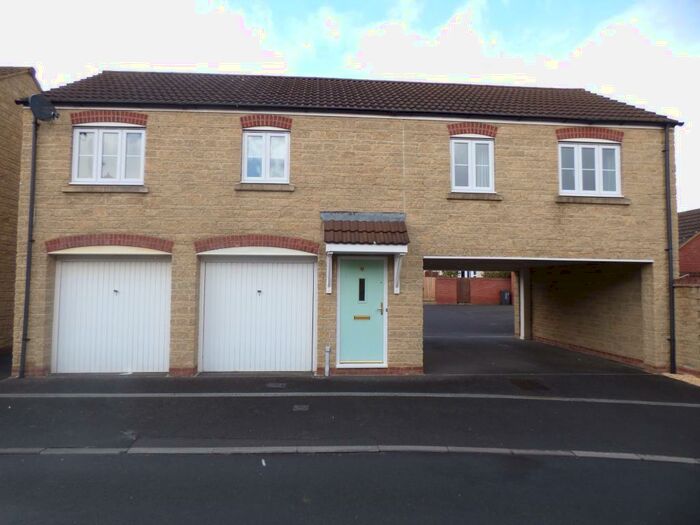 2 Bedroom Coach House To Rent In Melstock Road, Swindon, SN25