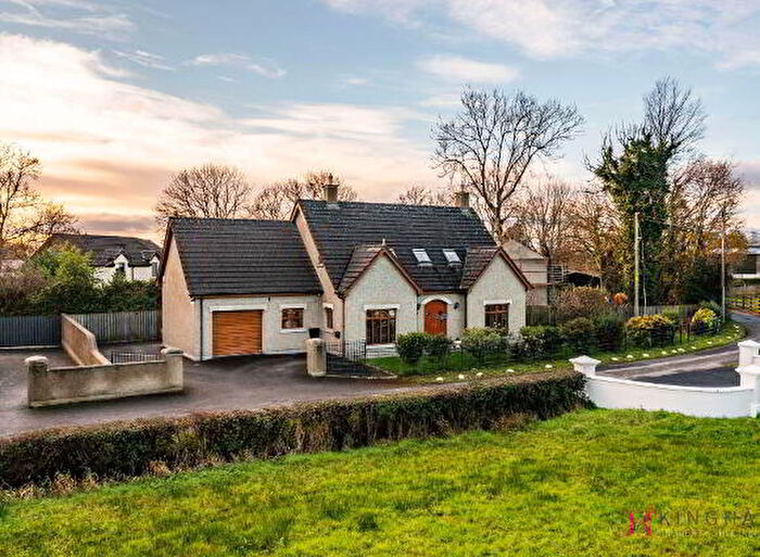 4 Bedroom Detached House For Sale In Annesborough Road, Craigavon, BT67