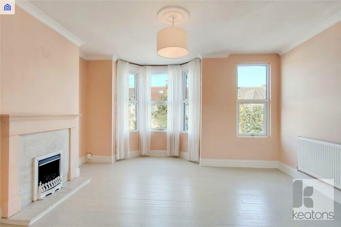 2 Bedroom Flat To Rent In Leasowes Road, Leyton, London, E10