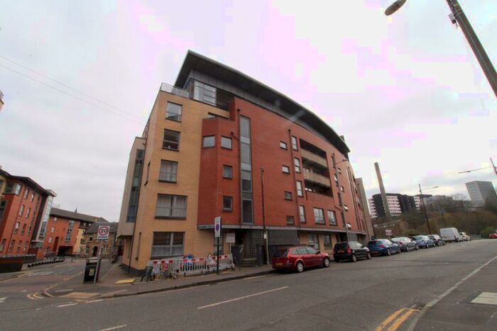 4 Bedroom Flat To Rent In Benalder Street, Glasgow, G11