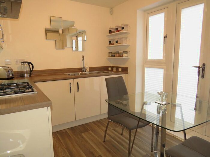 2 Bedroom Terraced House To Rent In Woodward Drive, Warwick, CV34