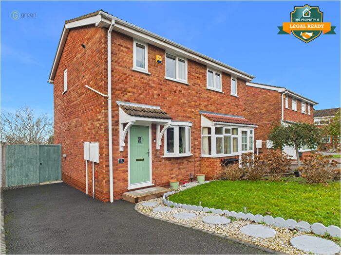 2 Bedroom Semi-Detached House For Sale In Torside, Stonydelph, Tamworth, B77