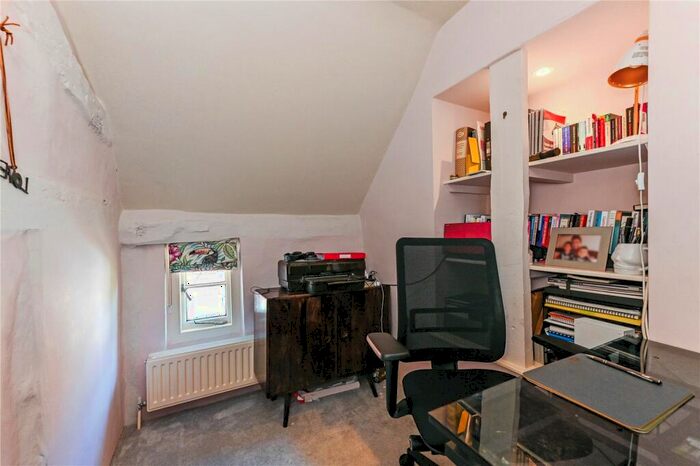 3 Bedroom End Of Terrace House For Sale In Exton, Hampshire, SO32