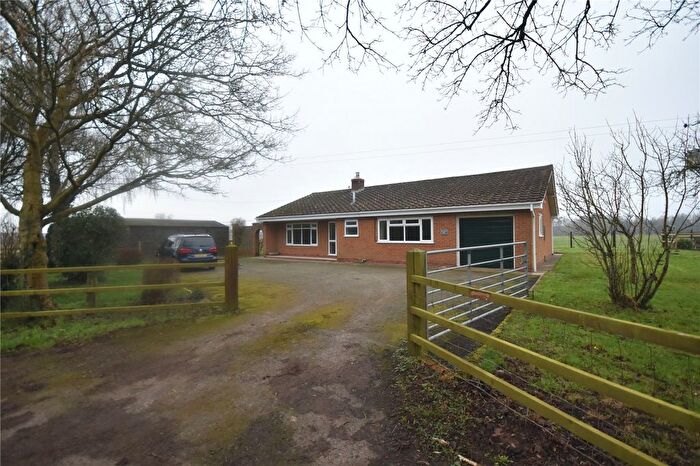 2 Bedroom Bungalow To Rent In Otherton Lane, Cotheridge, Worcestershire, WR6